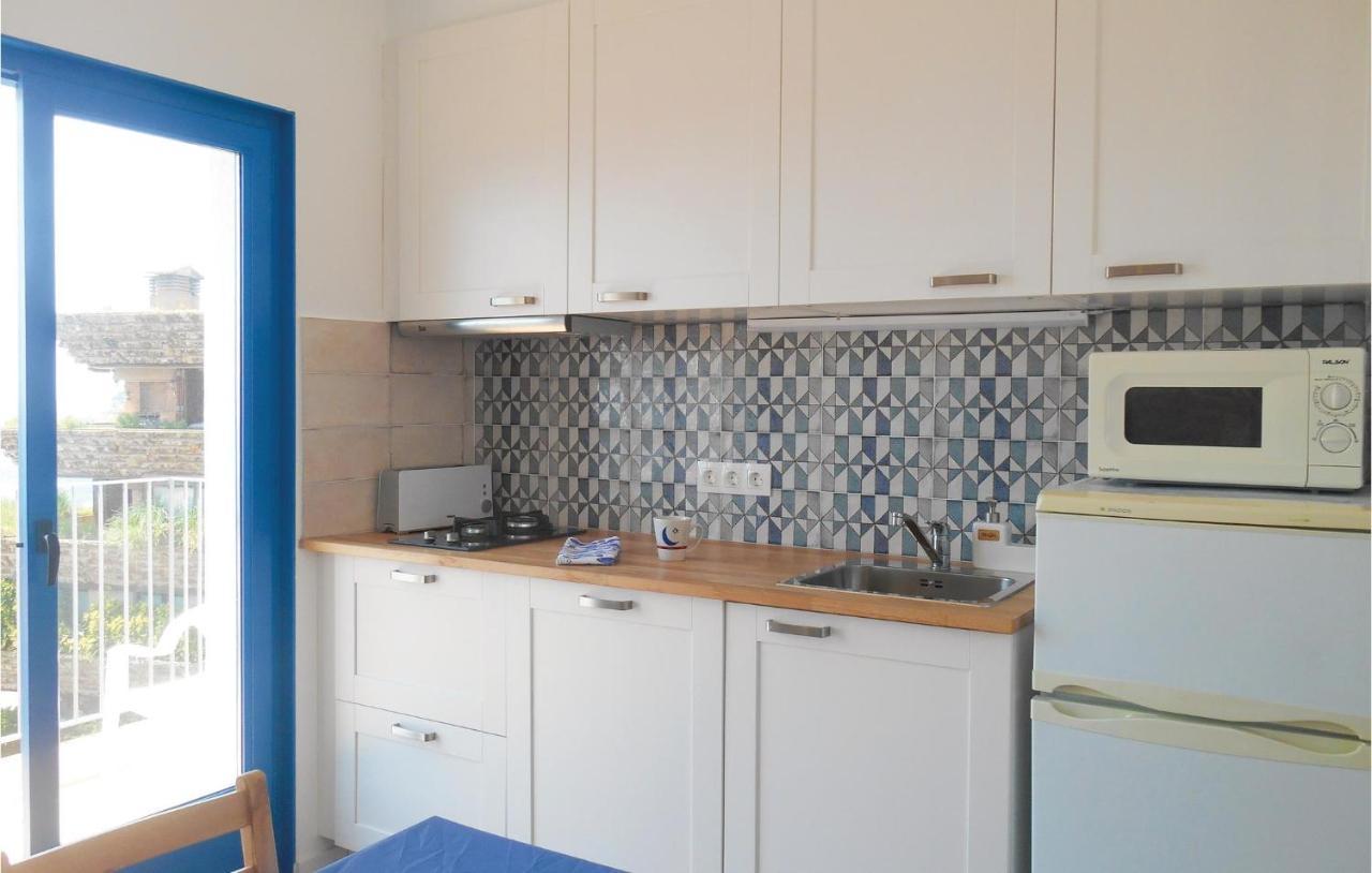2 Bedroom Amazing Apartment In Tossa De Mar Exterior foto